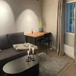 Newly Renovated In The Middle Of Centre